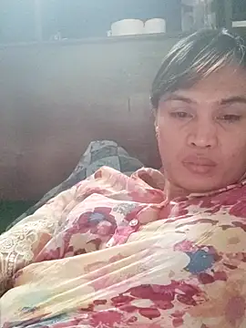 QueenSoreal online show from 02/12/26, 02:22