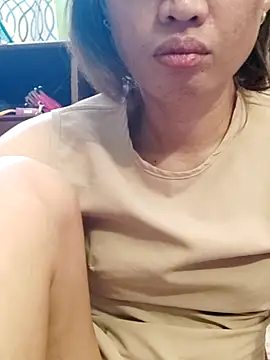 QueenSoreal online show from 03/30/26, 02:02