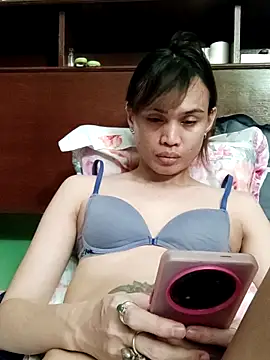 QueenSoreal online show from 03/08/26, 11:46