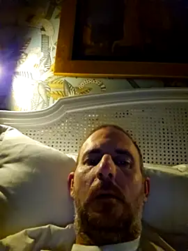 verylargecock online show from 11/06/25, 11:53