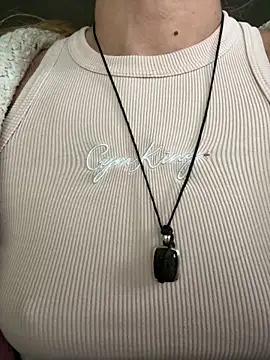 Heidi Harper online show from 10/28/25, 03:11