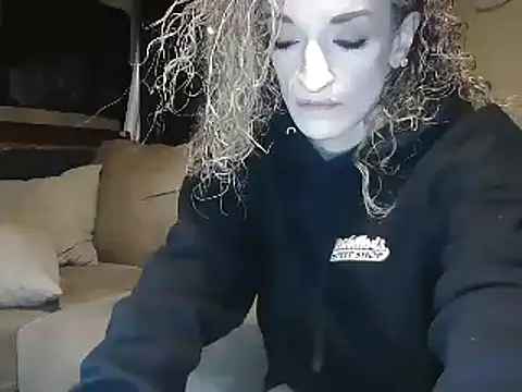 AshleyRain online show from 12/02/25, 08:43