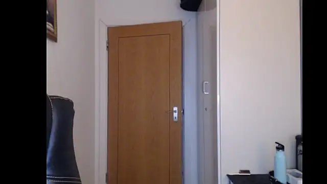 rauncher1 online show from 05/19/26, 08:32