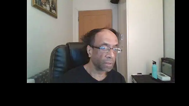 rauncher1 online show from 05/12/26, 08:32