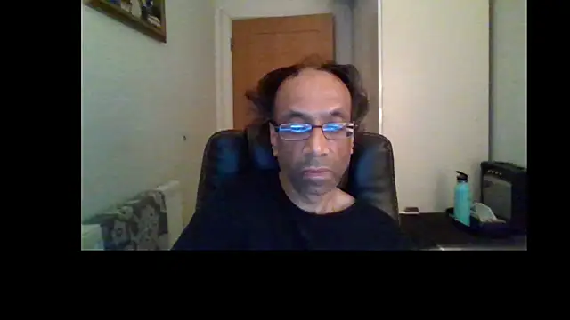 rauncher1 online show from 07/08/26, 11:05