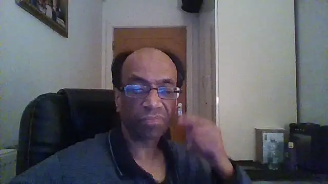 Snapshot of rauncher1 chatting on 12/23/24, 01:29 rauncher1 online show from 12/23/24, 01:29