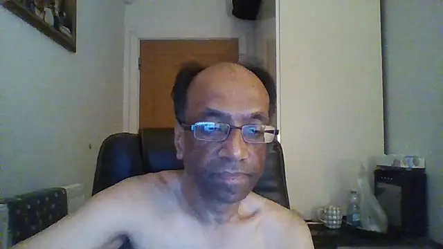 rauncher1 online show from 10/28/25, 06:56