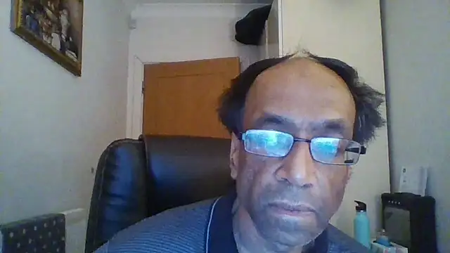 rauncher1 online show from 12/21/25, 09:44