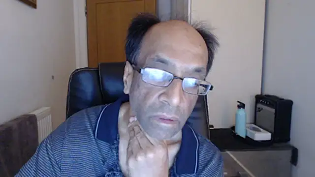 rauncher1 online show from 03/25/26, 08:46