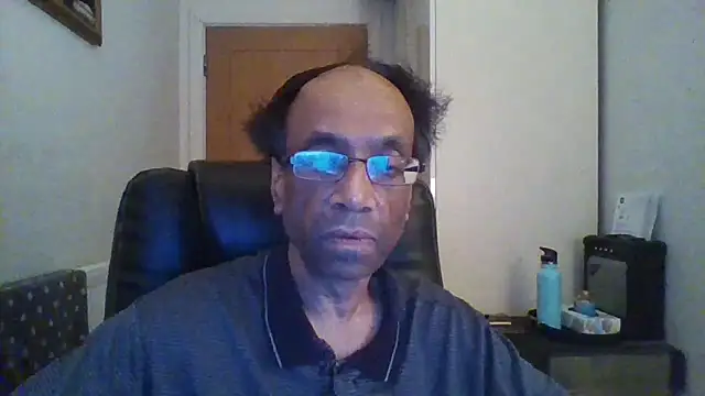 rauncher1 online show from 12/23/25, 12:43