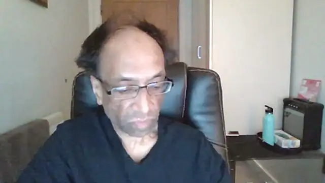 rauncher1 online show from 04/20/26, 08:17