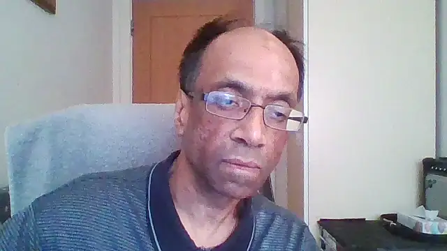 Snapshot of rauncher1 chatting on 10/16/25, 12:13 rauncher1 online show from 10/16/25, 12:13