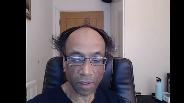 rauncher1 online show from 05/18/26, 08:19