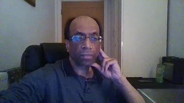 Snapshot of rauncher1 chatting on 02/10/25, 11:55 rauncher1 online show from 02/10/25, 11:55