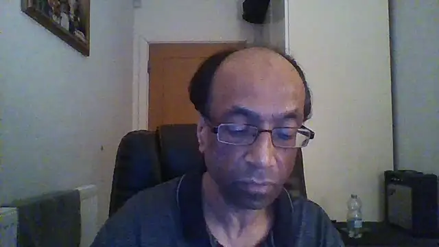 Snapshot of rauncher1 chatting on 02/27/25, 12:25 rauncher1 online show from 02/27/25, 12:25