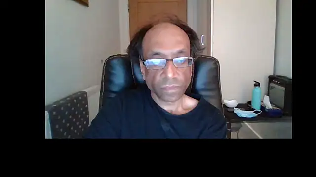 rauncher1 online show from 06/10/26, 08:26
