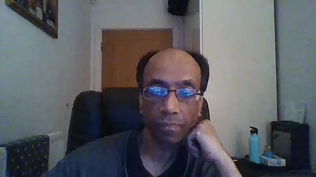 rauncher1 online show from 12/17/25, 09:25