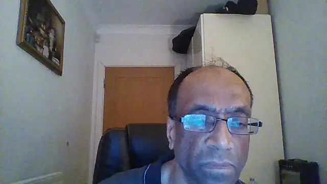 Snapshot of rauncher1 chatting on 03/09/25, 02:07 rauncher1 online show from 03/09/25, 02:07