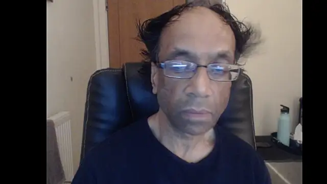 rauncher1 online show from 06/24/26, 10:18