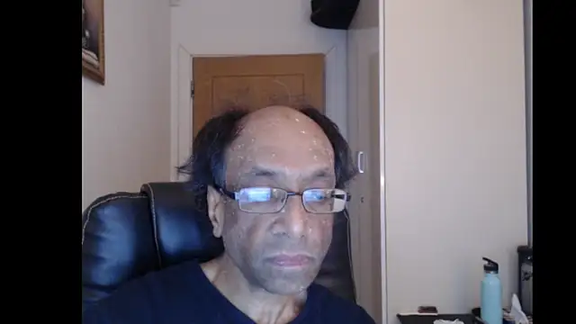 rauncher1 online show from 06/12/26, 08:01