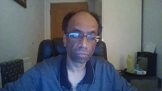 rauncher1 online show from 11/22/25, 01:37