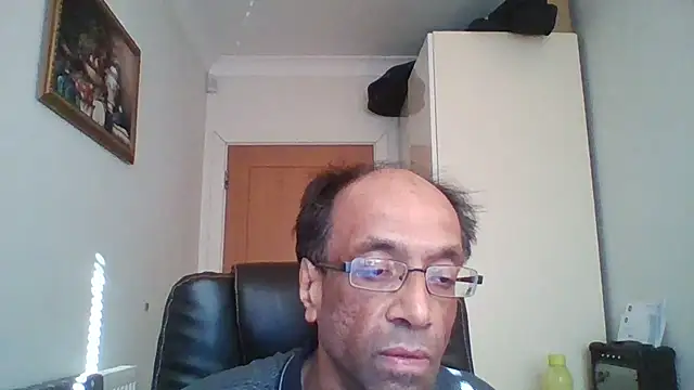 rauncher1 online show from 11/26/25, 10:59