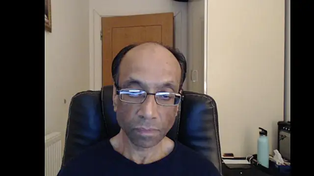 rauncher1 online show from 06/07/26, 10:48