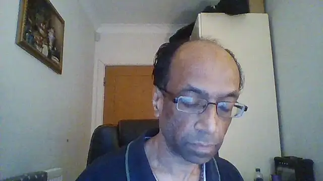 Snapshot of rauncher1 chatting on 01/06/25, 01:52 rauncher1 online show from 01/06/25, 01:52