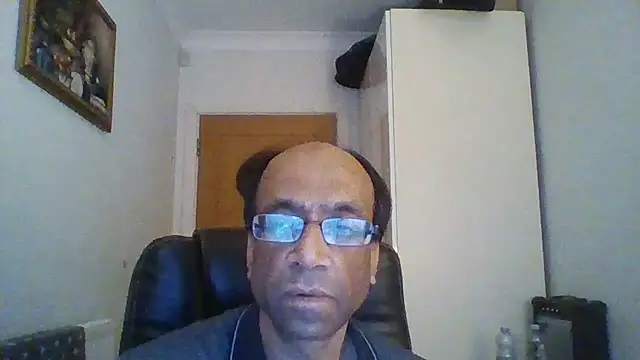 Snapshot of rauncher1 chatting on 01/17/25, 11:17 rauncher1 online show from 01/17/25, 11:17