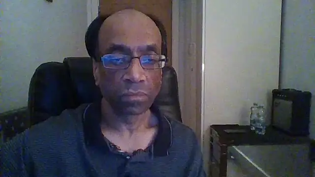 Snapshot of rauncher1 chatting on 02/07/25, 12:42 rauncher1 online show from 02/07/25, 12:42