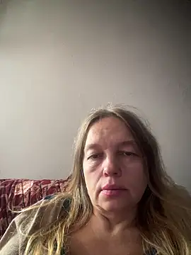 Susanel online show from 09/20/25, 09:36