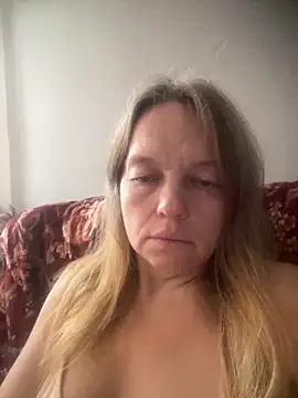 Susanel online show from 10/09/25, 09:43