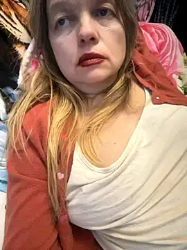 Susanel online show from 12/16/25, 06:56