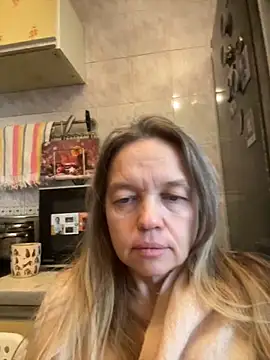 Susanel online show from 11/28/25, 11:54