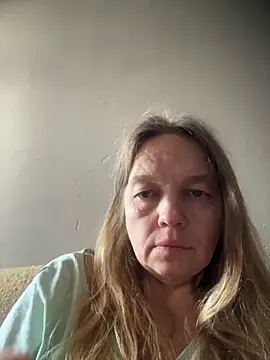 Susanel online show from 10/04/25, 06:48