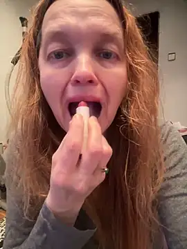 Susanel online show from 04/10/26, 09:22