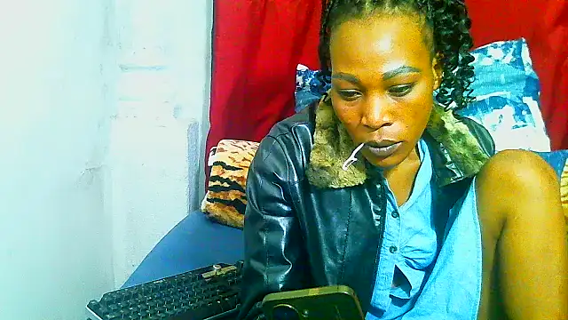Snapshot of freaky_naughty chatting on 05/05/26, 11:35 freaky naughty online show from 05/05/26, 11:35