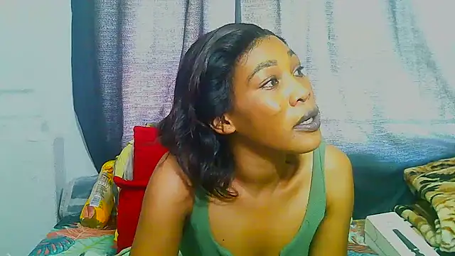 Snapshot of freaky_naughty chatting on 10/06/25, 12:06 freaky naughty online show from 10/06/25, 12:06