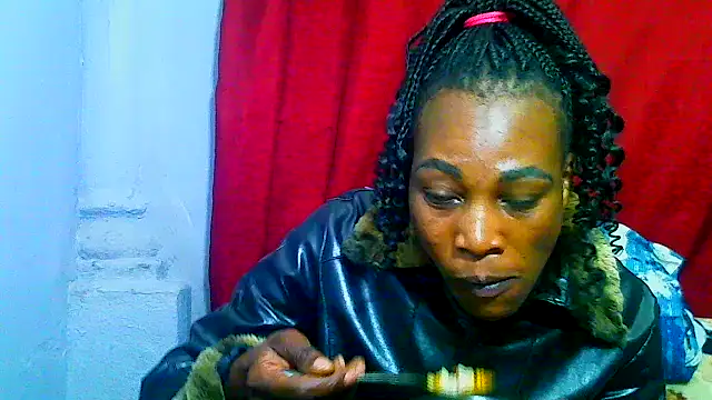 Snapshot of freaky_naughty chatting on 05/13/26, 04:47 freaky naughty online show from 05/13/26, 04:47