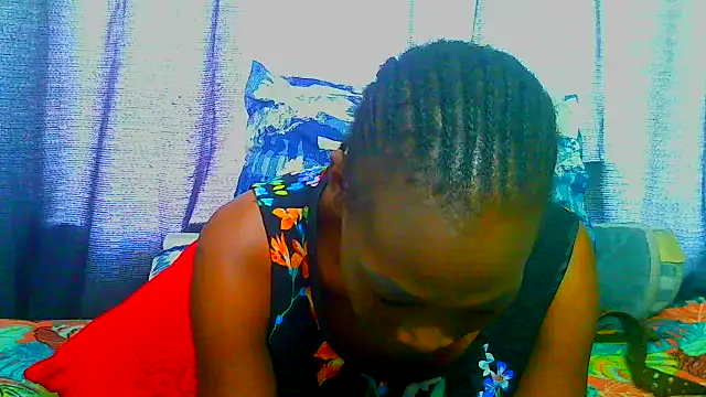 Snapshot of freaky_naughty chatting on 03/18/25, 07:55 freaky naughty online show from 03/18/25, 07:55