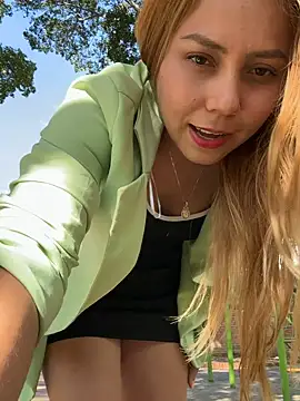 Brittanyrosexx online show from 10/04/25, 08:21