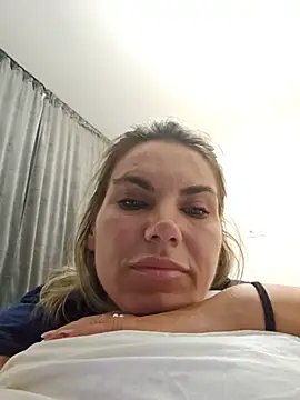Snapshot of FeliciaKrige chatting on 07/14/26, 10:27 FeliciaKrige online show from 07/14/26, 10:27