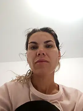 FeliciaKrige online show from 12/19/25, 09:39