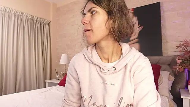 FeliciaKrige online show from 02/21/26, 08:33