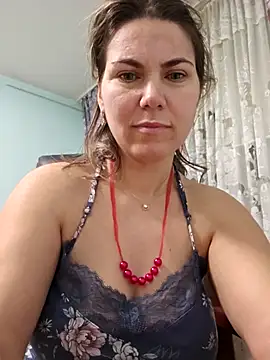 Snapshot of FeliciaKrige chatting on 03/17/25, 09:46 FeliciaKrige online show from 03/17/25, 09:46