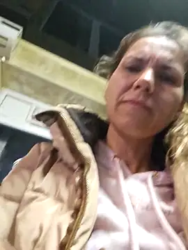 FeliciaKrige online show from 11/18/25, 09:18