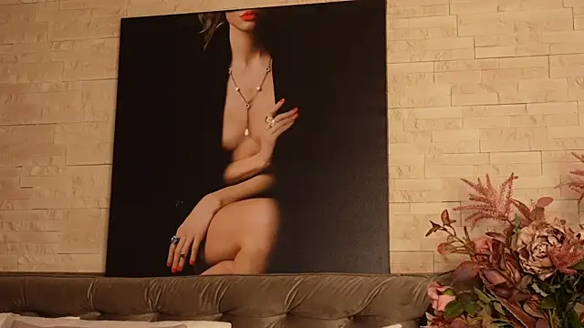 FeliciaKrige online show from 04/14/26, 08:14