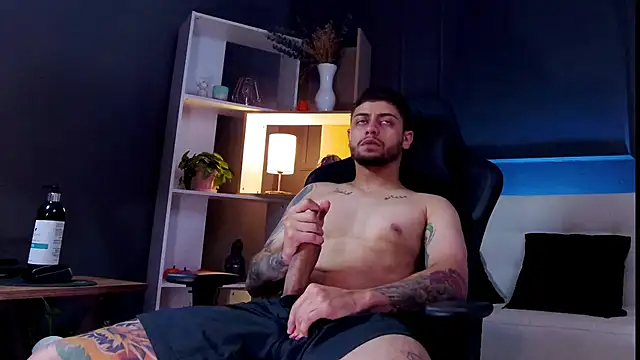 alessandro duty online show from 10/15/25, 01:59