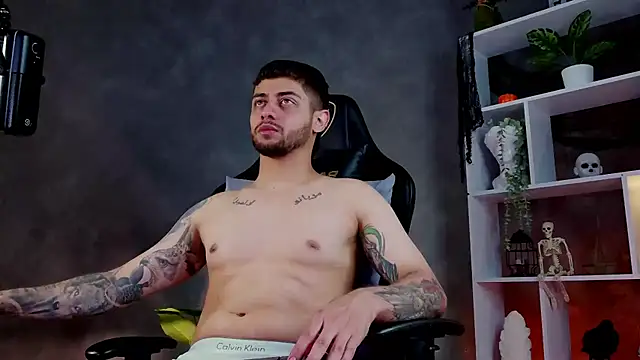 alessandro duty online show from 10/29/25, 01:15