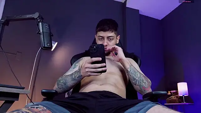 alessandro duty online show from 10/30/25, 12:09